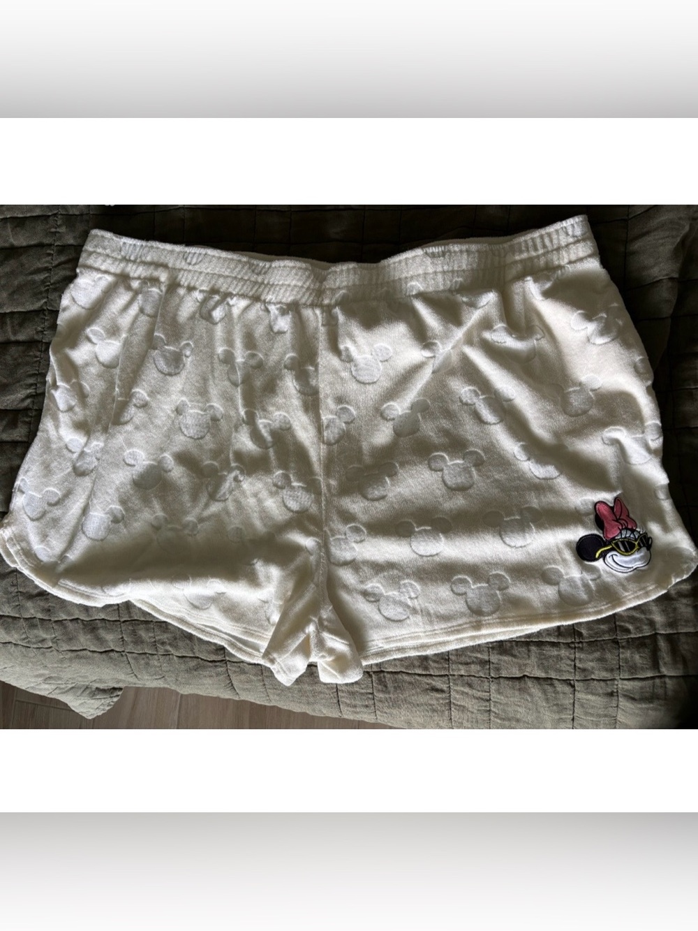 Disney Minnie White Terry Lounge Shorts